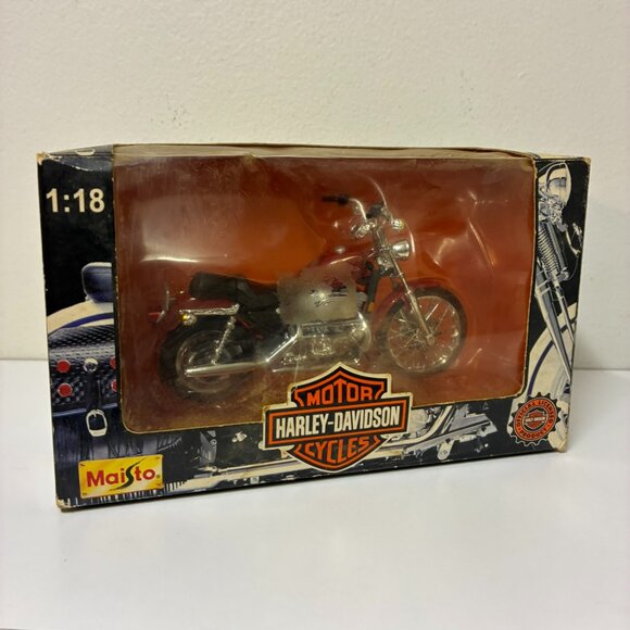 1:18 Harley Davidson 1999 Maisto Series 6 Die Cast Metal Motorcycle Toy - Picture 1 of 6